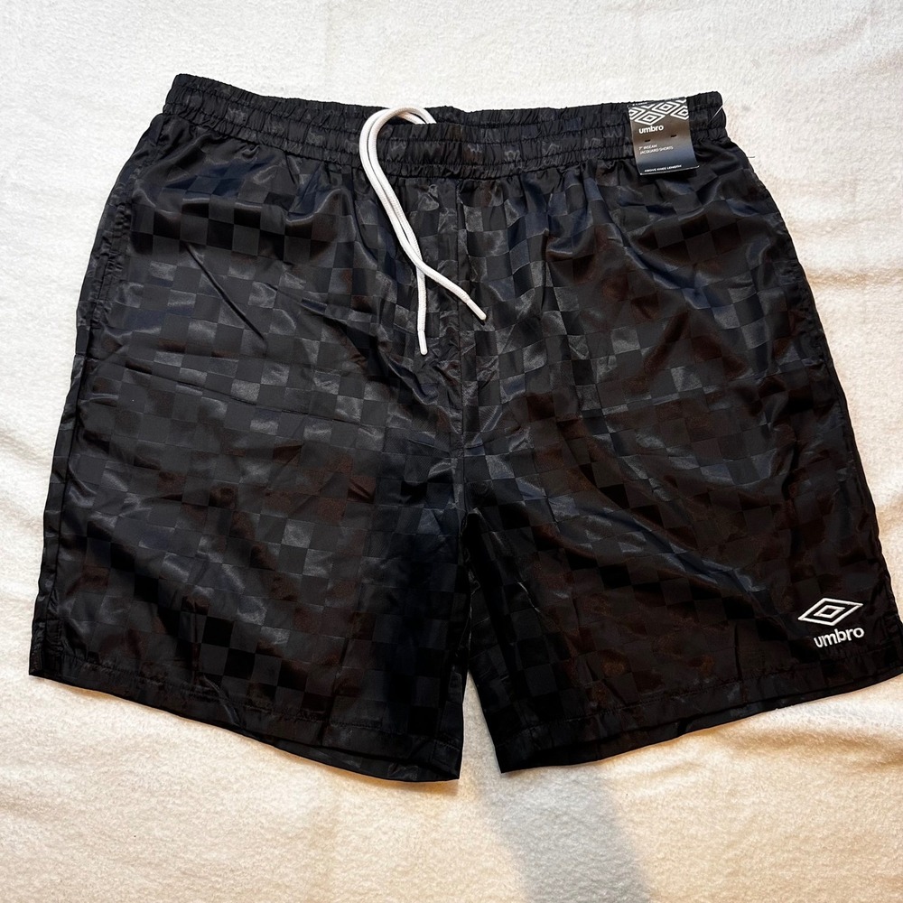 Umbro Mens XL Black Checkerboard Jacquard Soccer Shorts 7 Inch Inseam NWT
